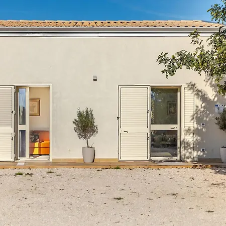 בית נופש Luparello