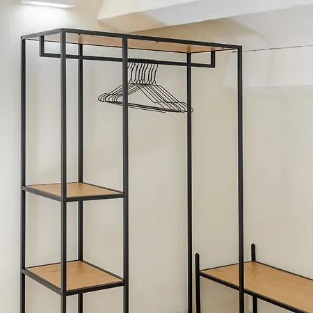 Luparello מרצאממי