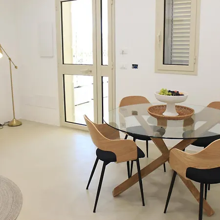 Luparello Holiday home